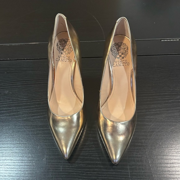 Vince Camuto Metallic Gold Heels - Picture 1 of 8
